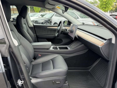 2024 Tesla Model Y Long Range