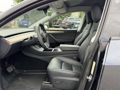 2024 Tesla Model Y Long Range
