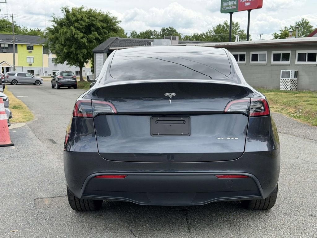 2024 Tesla Model Y Long Range