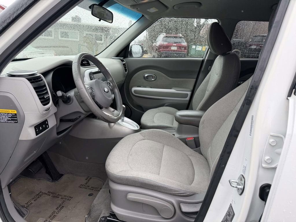 2016 Kia Soul EV Base