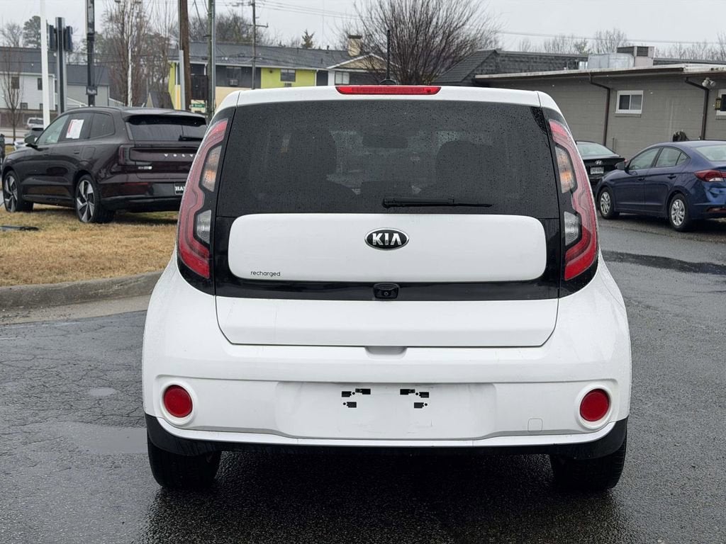 2016 Kia Soul EV Base