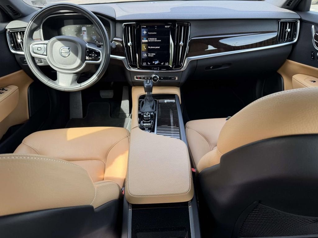 2018 Volvo S90 T5 Momentum