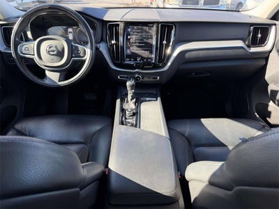 2018 Volvo XC60 T5 Momentum