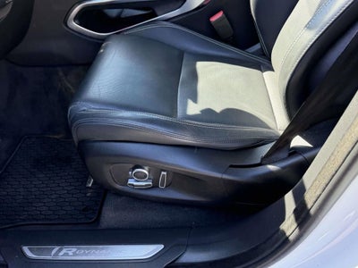 2023 Jaguar F-PACE P400 R-Dynamic S