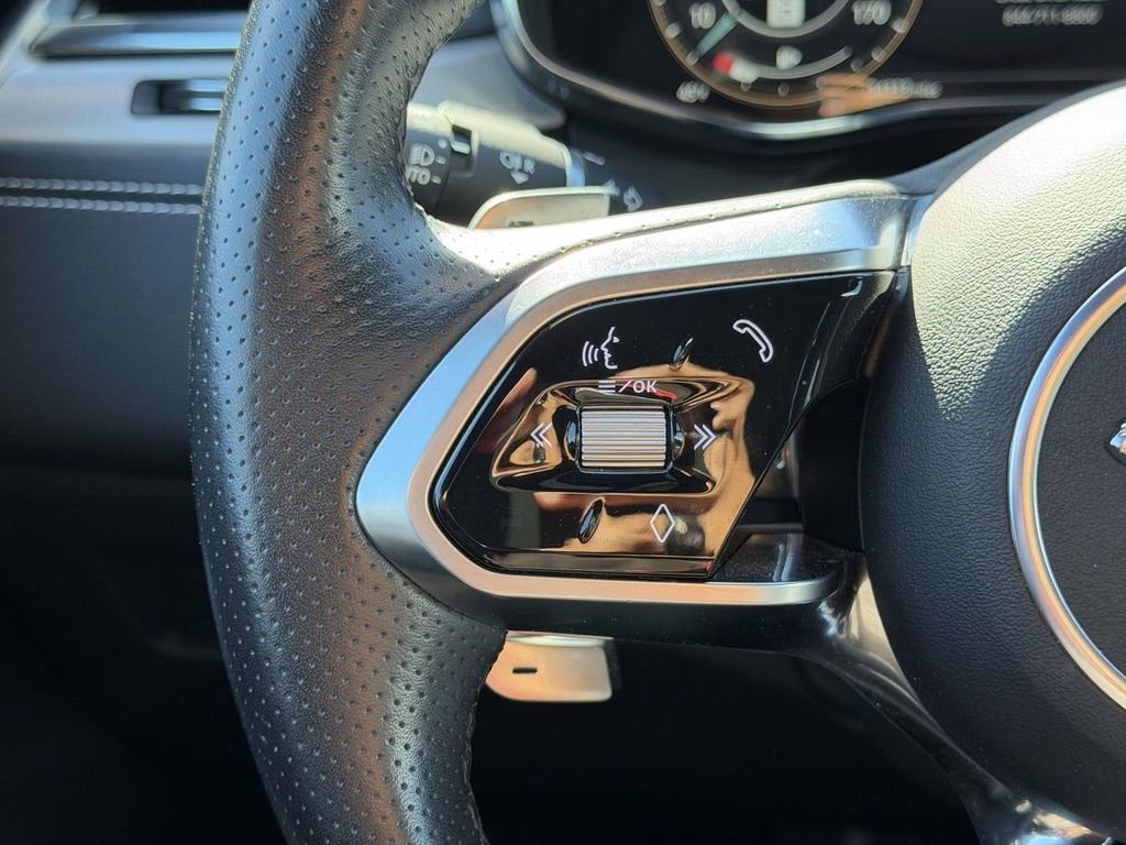 2023 Jaguar F-PACE P400 R-Dynamic S