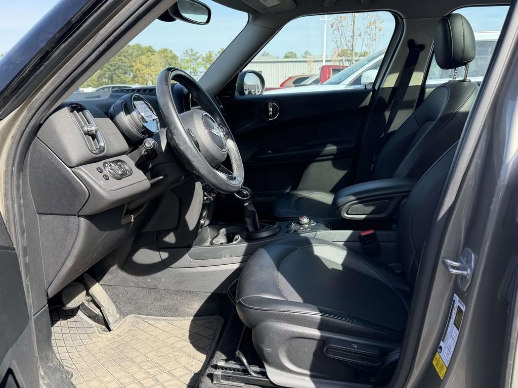 2018 MINI Countryman Base