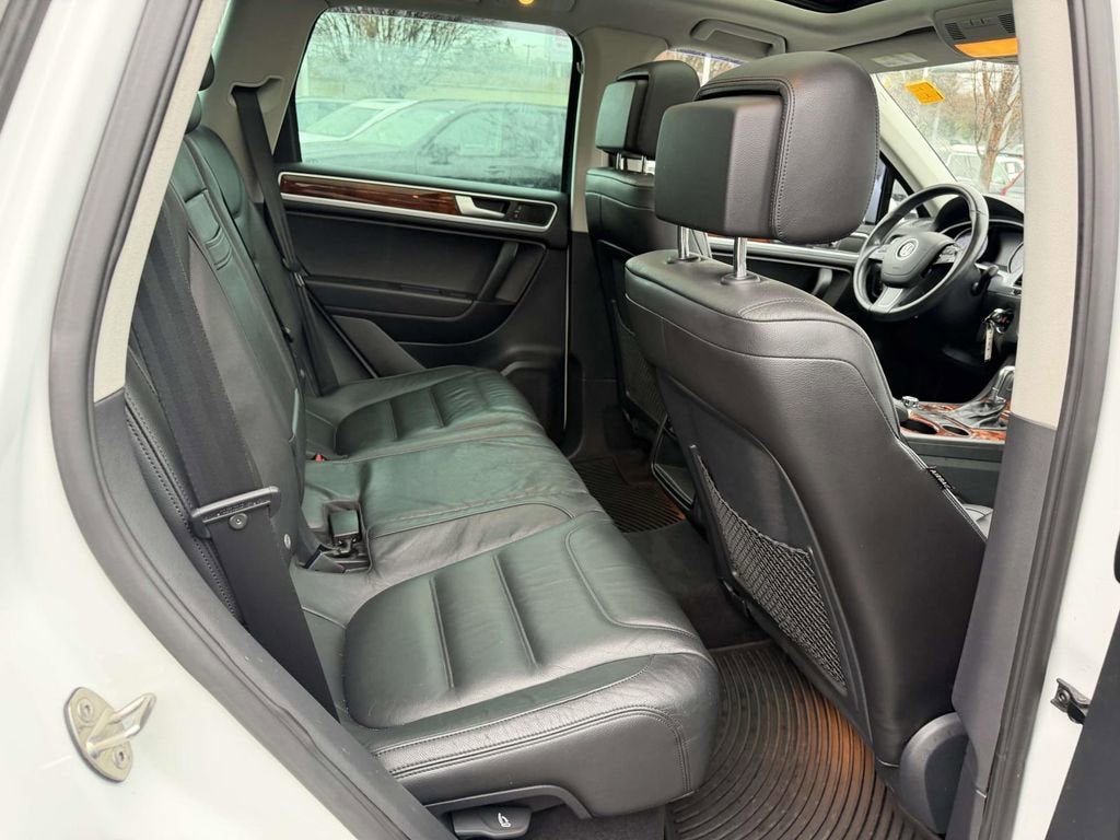 2012 Volkswagen Touareg VR6 FSI