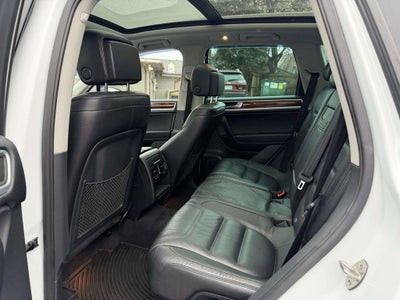 2012 Volkswagen Touareg VR6 FSI