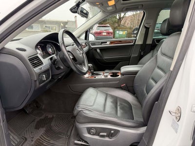 2012 Volkswagen Touareg VR6 FSI