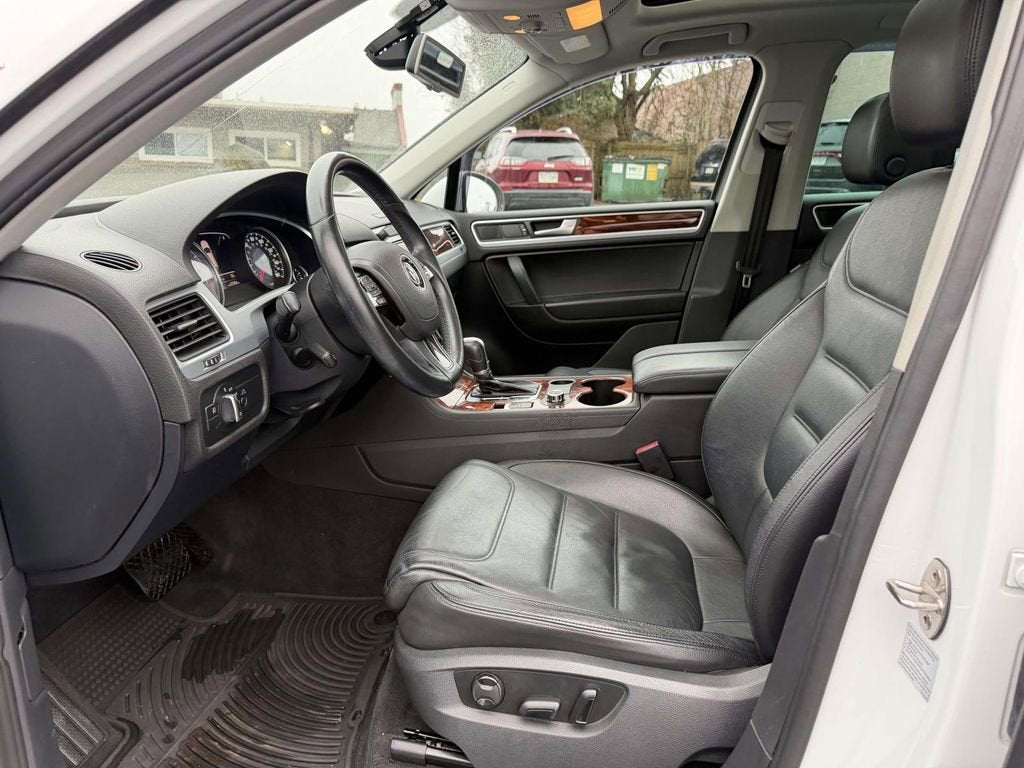 2012 Volkswagen Touareg VR6 FSI