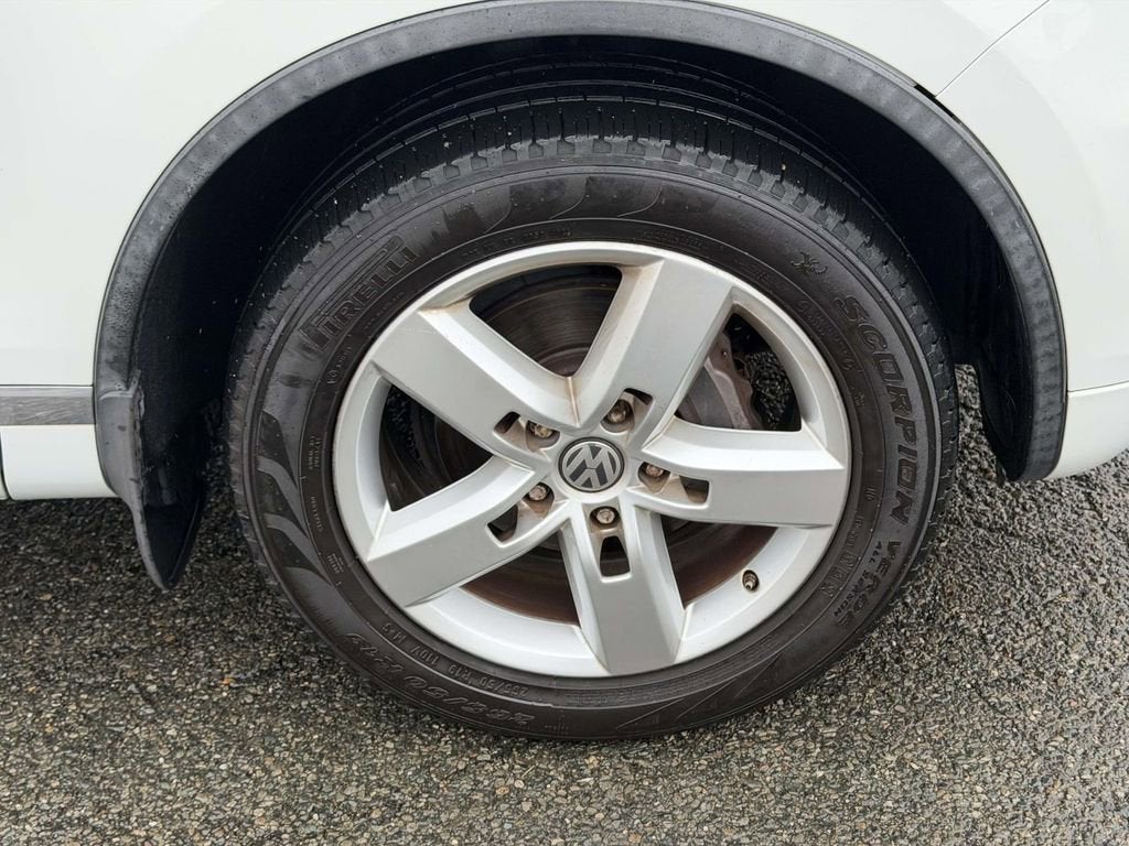 2012 Volkswagen Touareg VR6 FSI