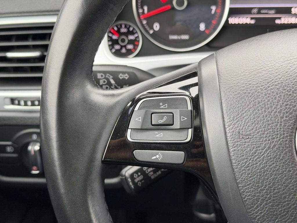 2012 Volkswagen Touareg VR6 FSI