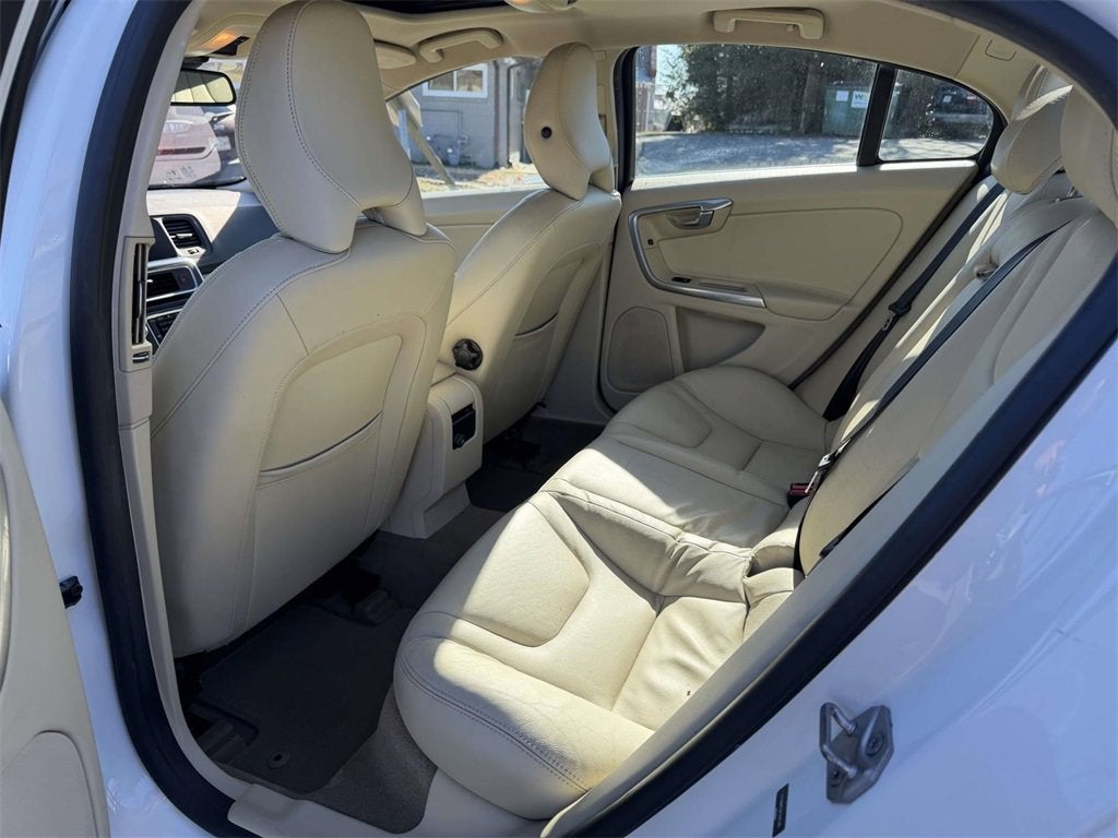 2015 Volvo S60 T5 Premier Plus