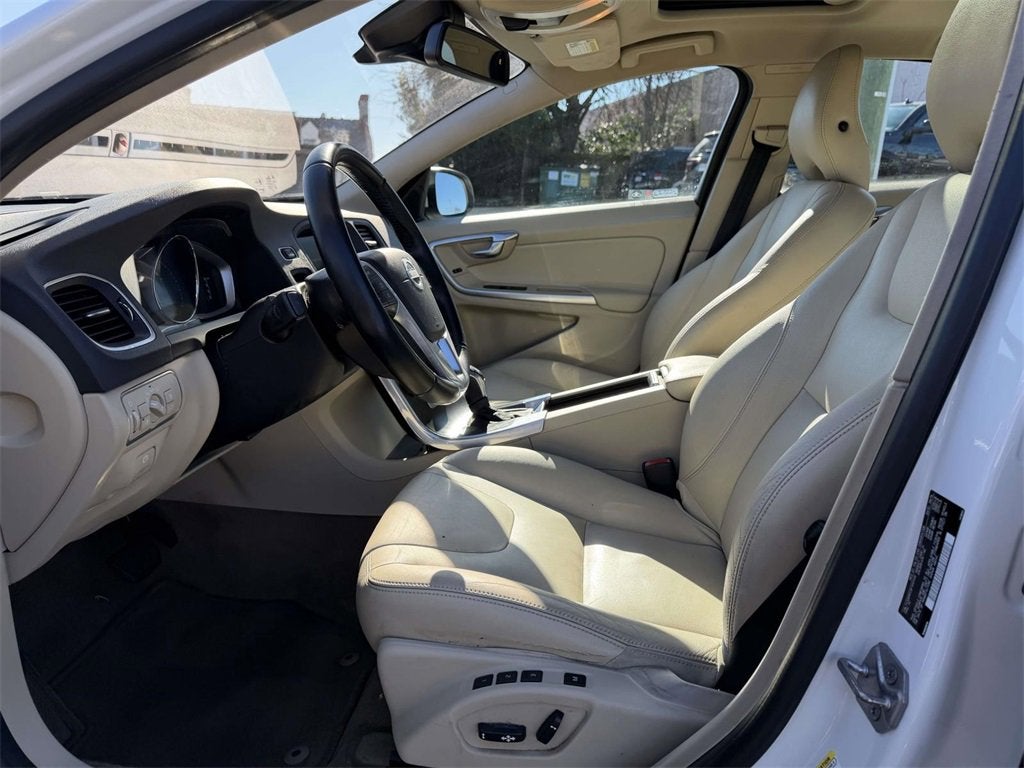 2015 Volvo S60 T5 Premier Plus