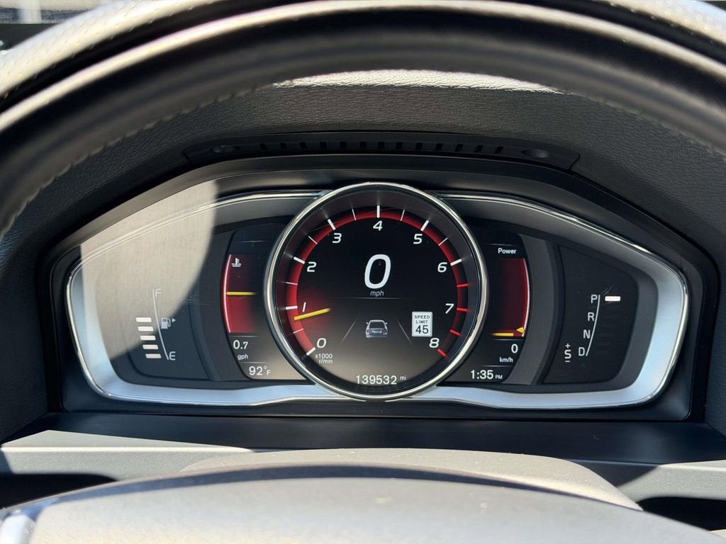 2016 Volvo S60 T6 R-Design Platinum