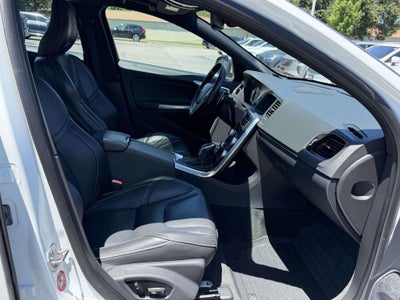 2016 Volvo S60 T6 R-Design Platinum