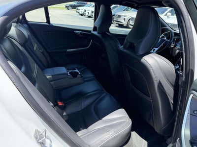 2016 Volvo S60 T6 R-Design Platinum
