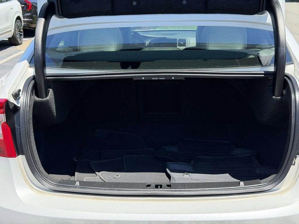2016 Volvo S60 T6 R-Design Platinum