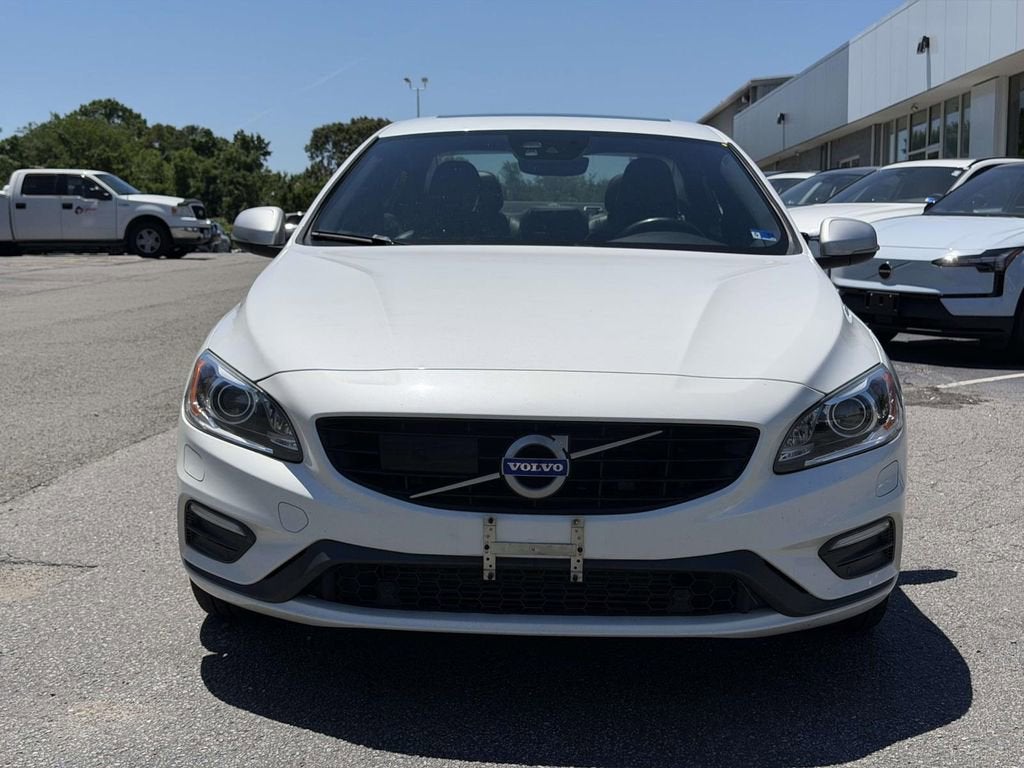 2016 Volvo S60 T6 R-Design Platinum