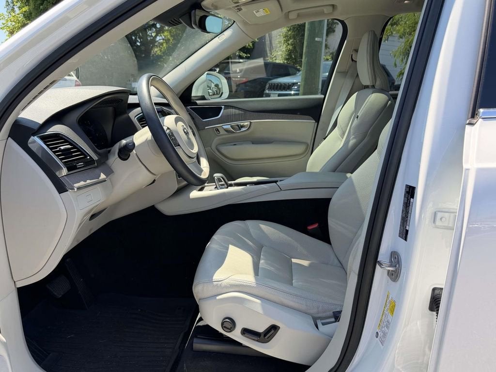 2023 Volvo XC90 B6 Plus 6-Seater