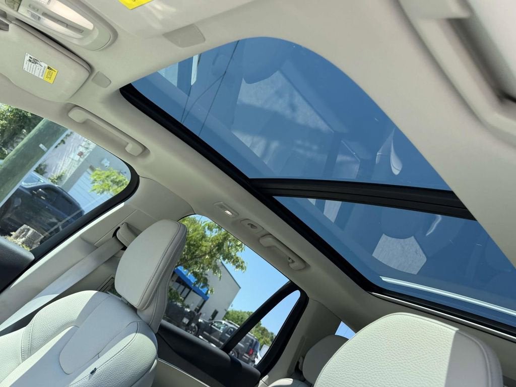 2023 Volvo XC90 B6 Plus 6-Seater