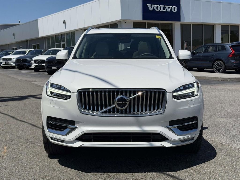 2023 Volvo XC90 B6 Plus 6-Seater