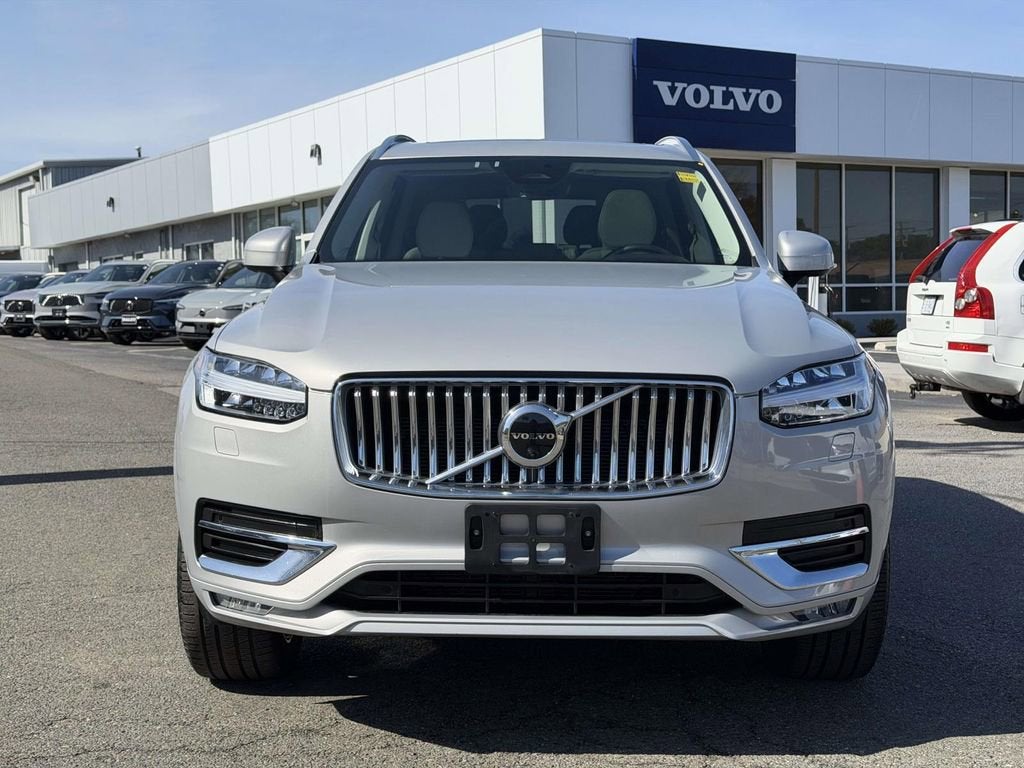 2023 Volvo XC90 B6 Plus 7-Seater