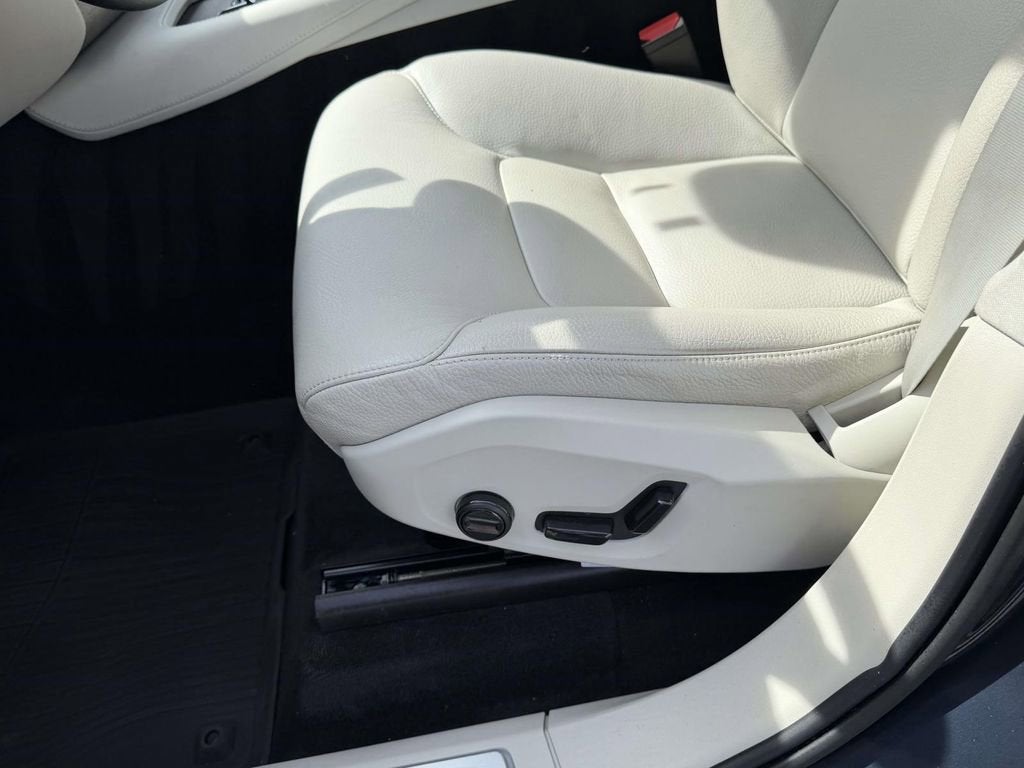 2023 Volvo XC90 B6 Plus 7-Seater