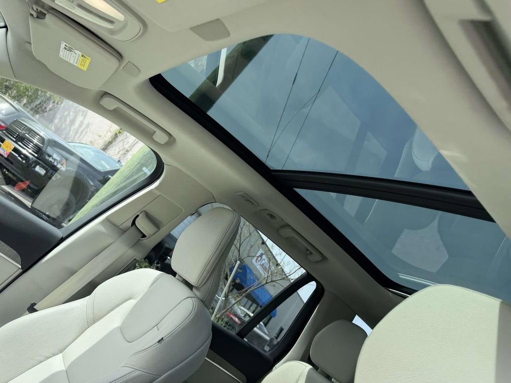 2023 Volvo XC90 B6 Plus 7-Seater