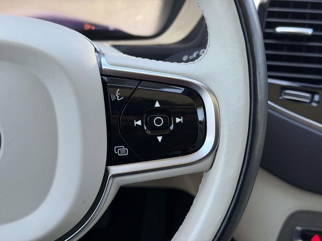2023 Volvo XC90 B6 Plus 7-Seater