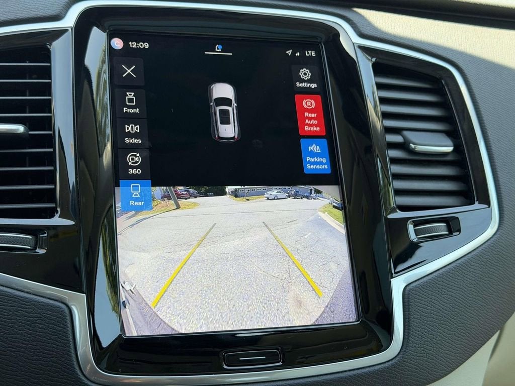 2023 Volvo XC90 B6 Plus 7-Seater