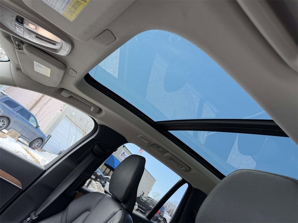 2023 Volvo XC90 B6 Plus 7-Seater