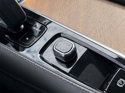 2023 Volvo XC90 B6 Plus 7-Seater