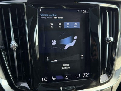 2022 Volvo V60 Cross Country T5