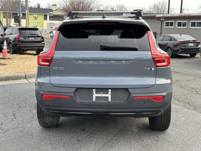 2021 Volvo XC40 R-Design