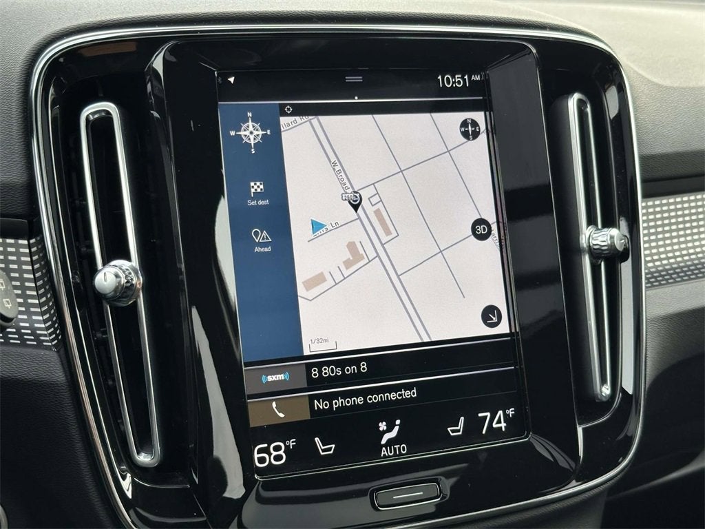 2021 Volvo XC40 R-Design