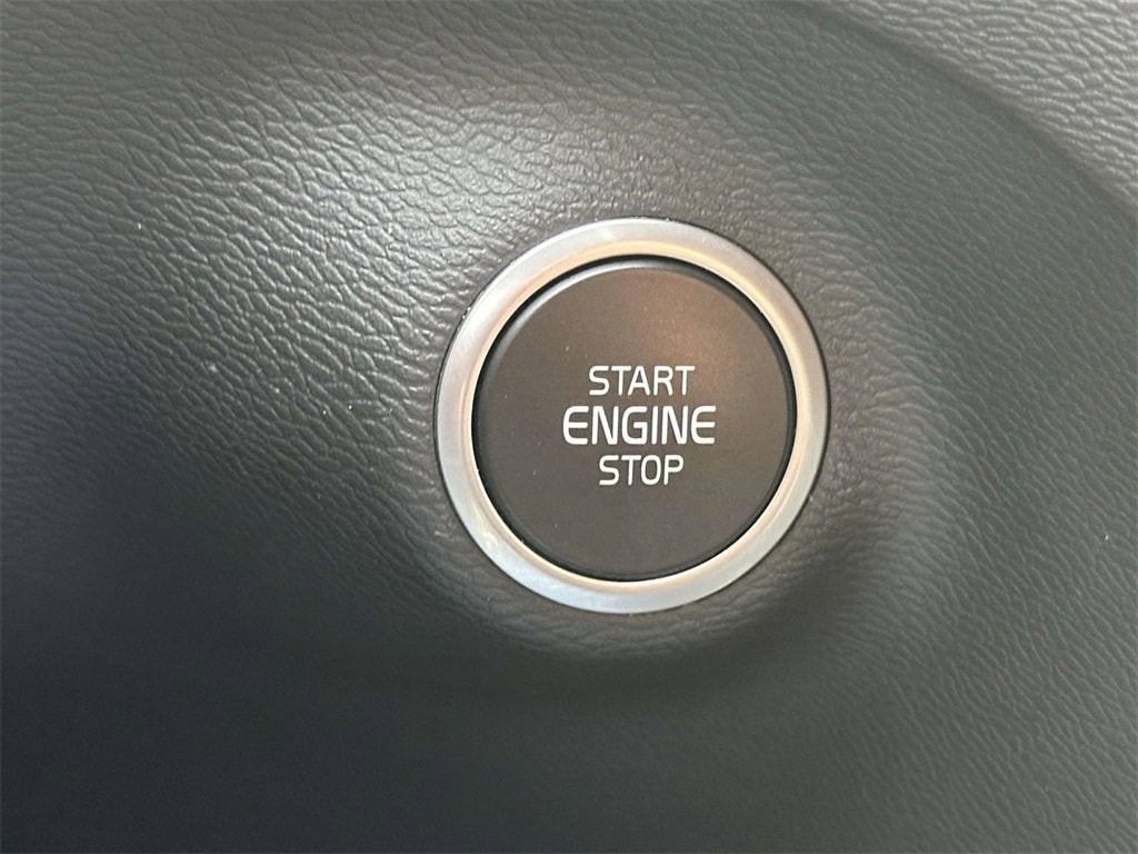 2021 Volvo XC40 R-Design