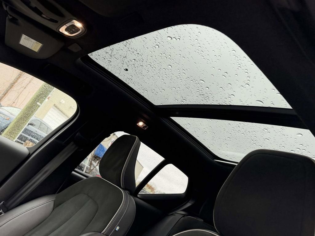 2021 Volvo XC40 R-Design