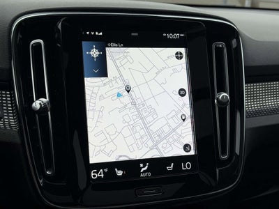 2021 Volvo XC40 R-Design