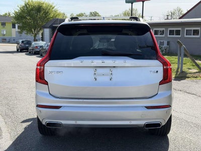 2016 Volvo XC90 T6 Momentum