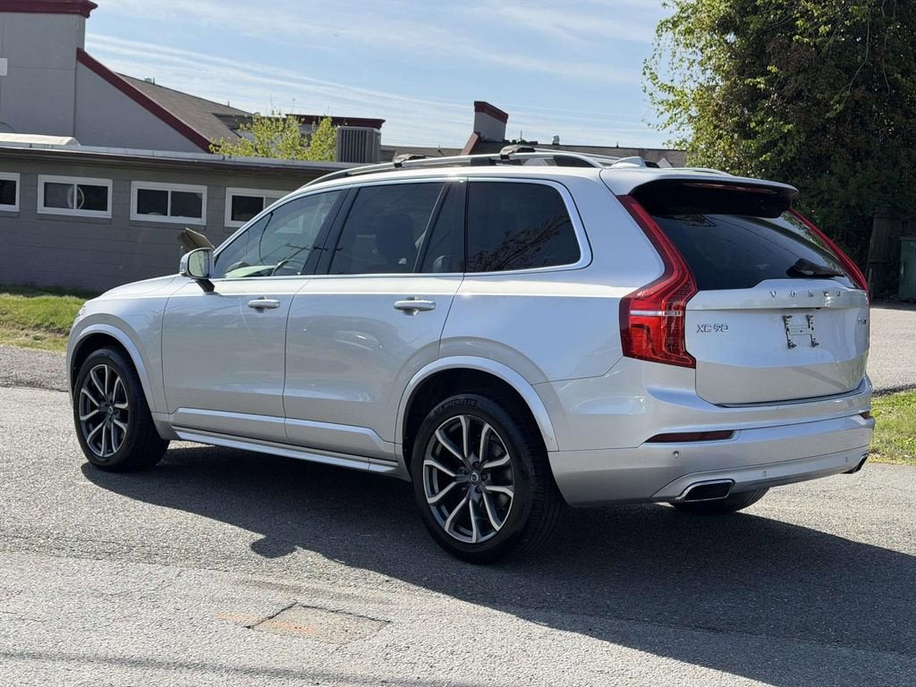 2016 Volvo XC90 T6 Momentum