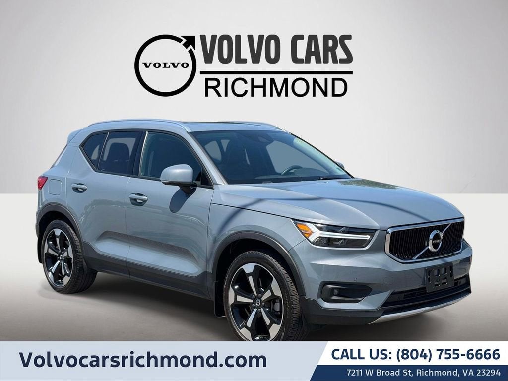 2021 Volvo XC40 Momentum