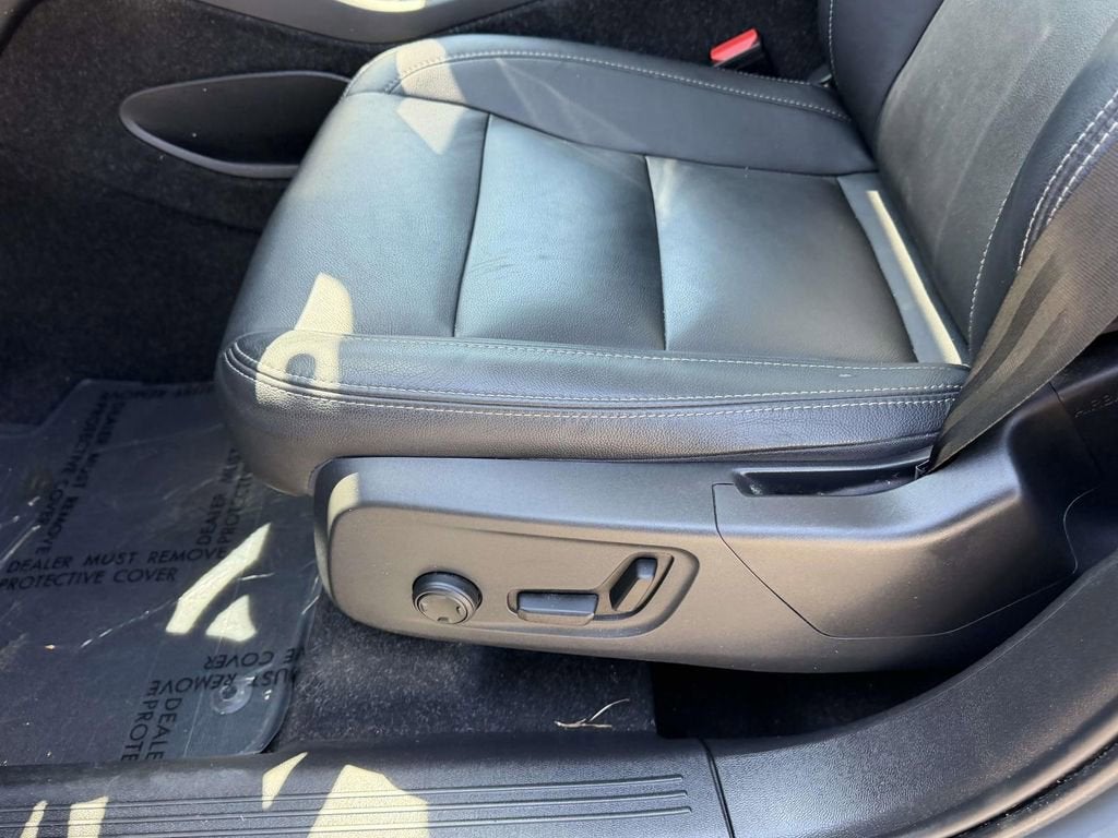 2021 Volvo XC40 Momentum