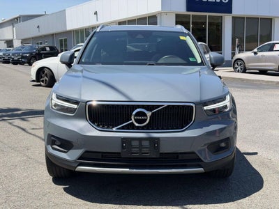 2021 Volvo XC40 Momentum
