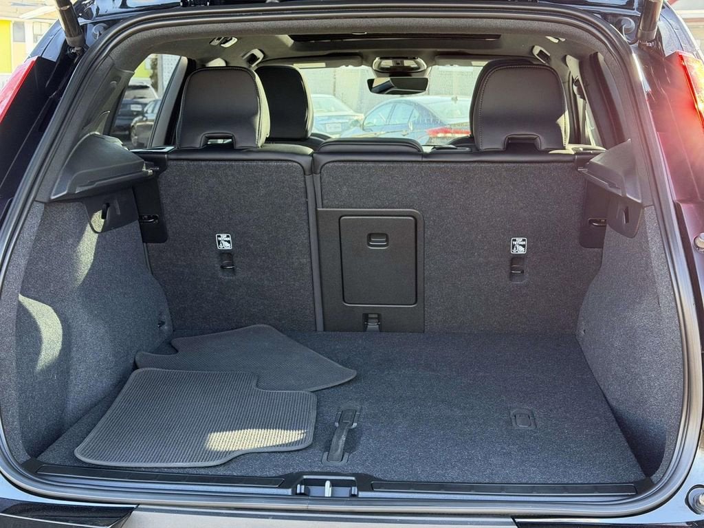 2023 Volvo XC40 Recharge Pure Electric Twin Plus