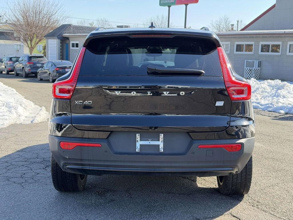 2023 Volvo XC40 Recharge Pure Electric Twin Plus