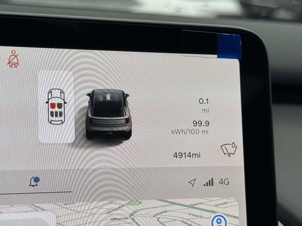 2025 Volvo EX30 Plus