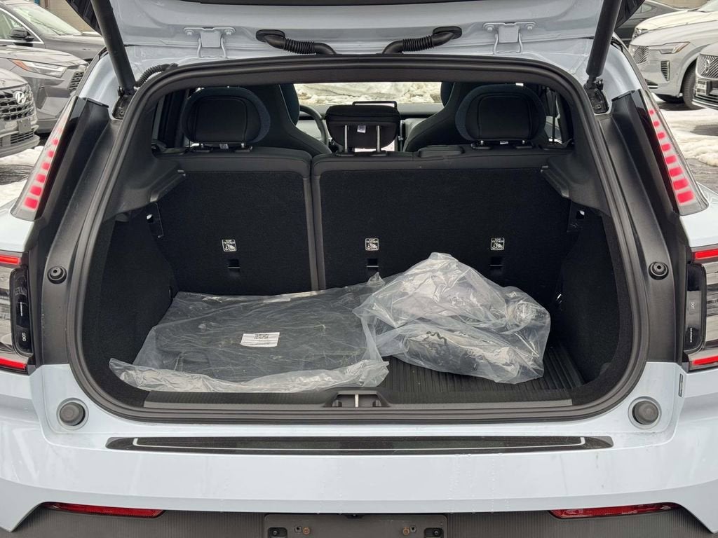 2025 Volvo EX30 Plus