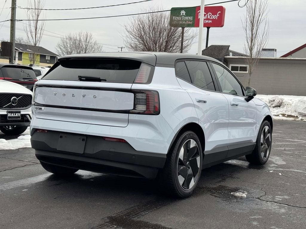 2025 Volvo EX30 Plus