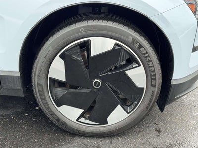 2025 Volvo EX30 Plus